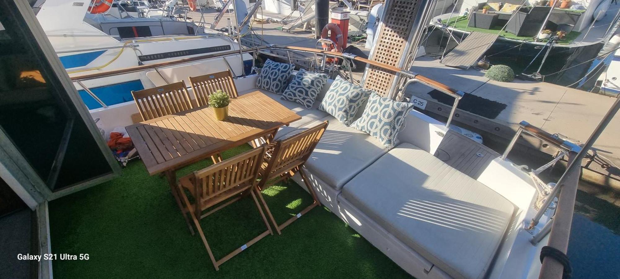 Hotel Beautiful And Comfy Boat In Barcelona With Boat Tour Option Exteriér fotografie