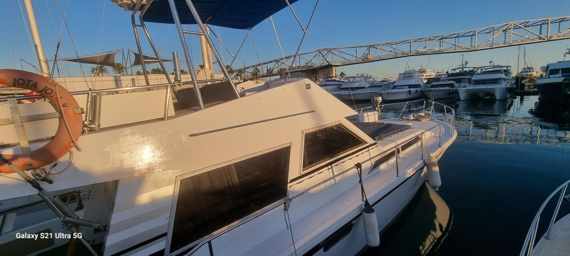 Hotel Beautiful And Comfy Boat In Barcelona With Boat Tour Option Exteriér fotografie