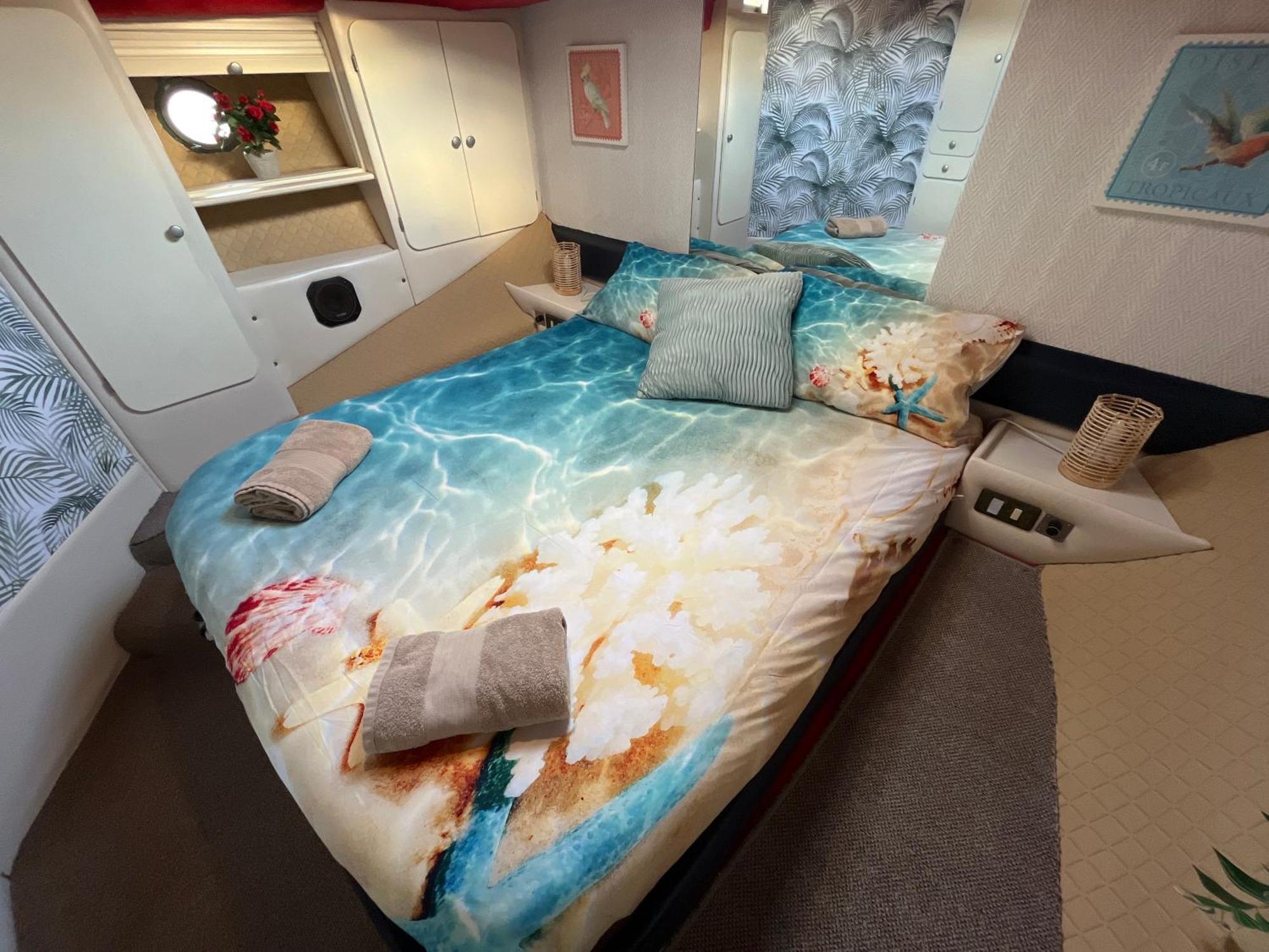 Hotel Beautiful And Comfy Boat In Barcelona With Boat Tour Option Exteriér fotografie